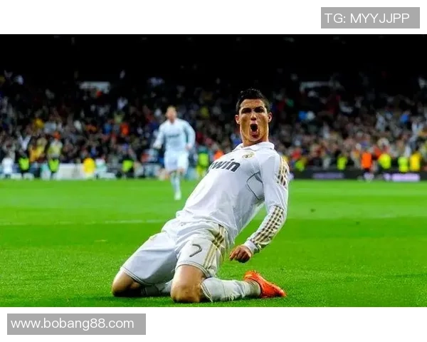 揭秘34足球明星的真实身份与辉煌成就背后的故事