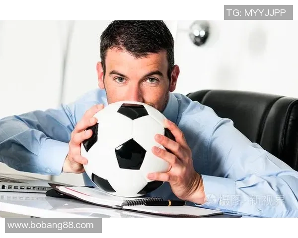 足球明星汽车座套让你的爱车与偶像同在尽享运动激情与时尚风潮