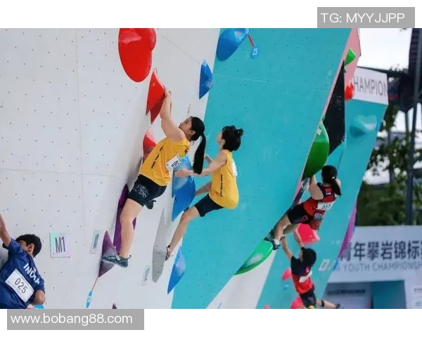 攀岩联赛点评：北京攀岩队的灵活性表现